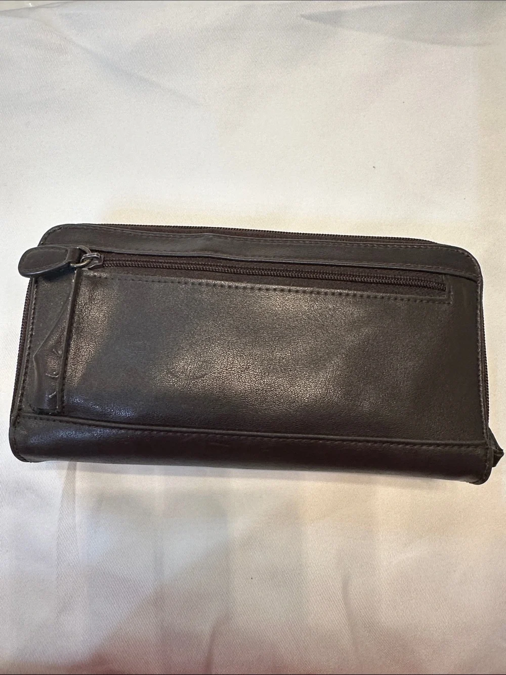 Liz Claiborne Brown Leather woman’s  Wallet